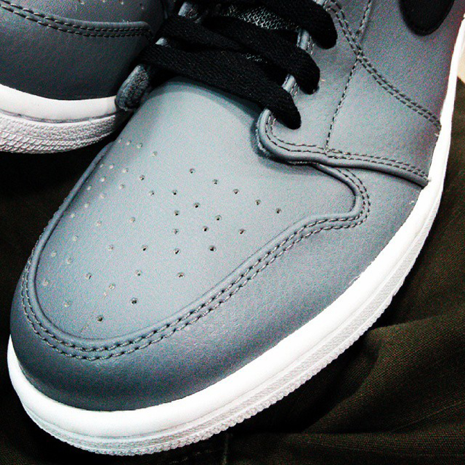 Air Jordan 1 “Rare Air” – Từ Bred Đến Cool Grey | #Hnbmg