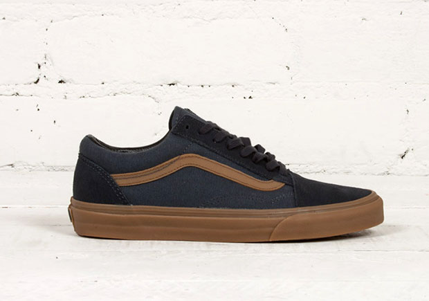 GUM-SOLES-HAVE-NEVER-LOOKED-BETTER-ON-THE-VANS-OLD-SKOOL-2