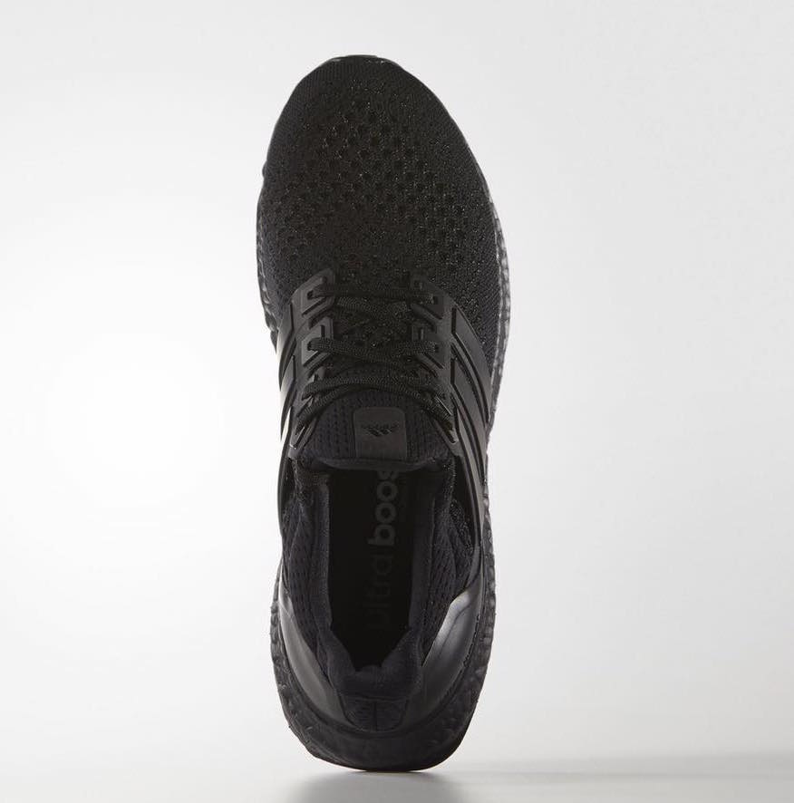 adidas-Ultra-Boost-Triple-Black-4