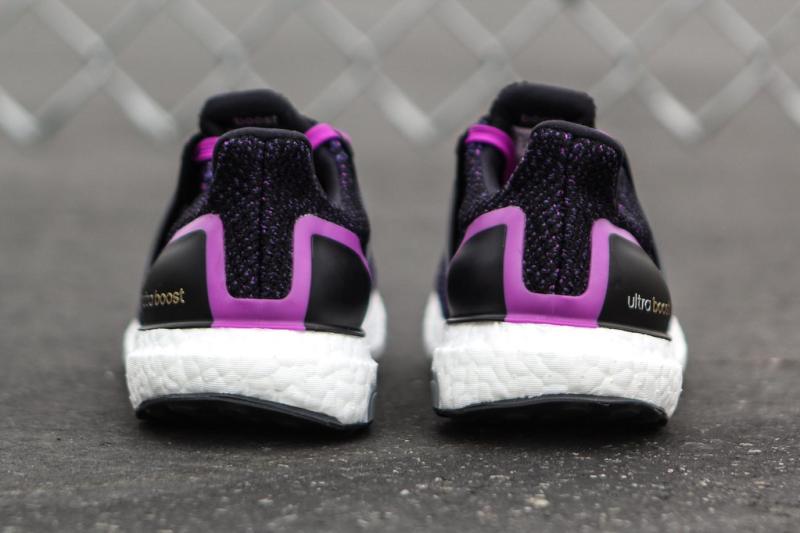 adidas-ultra-boost-womens-shock-purple-4_o71e4a